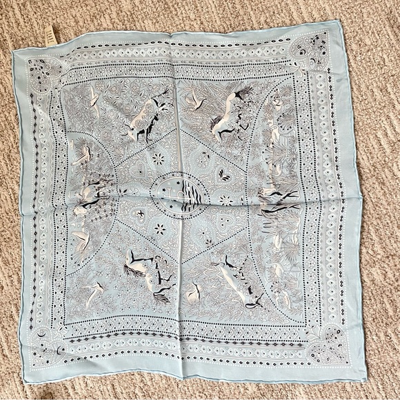 100% silk scarf 52cm × 52cm - Picture 3 of 4